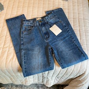 DISSH Finley Mid Straight Leg Jean NWT